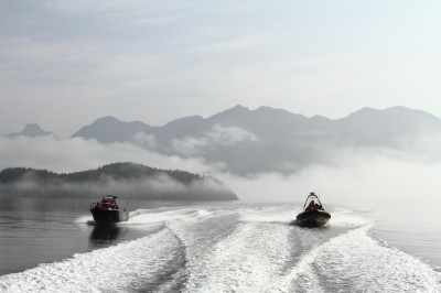 misty_morning_boats_clayoquot_sound