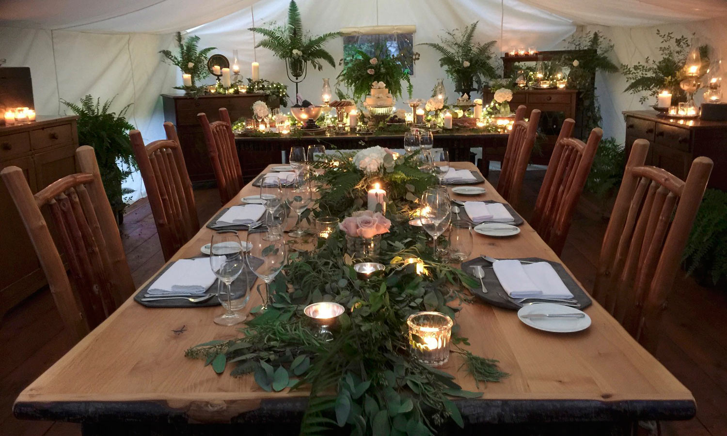 Wildly Traditional Wedding Table